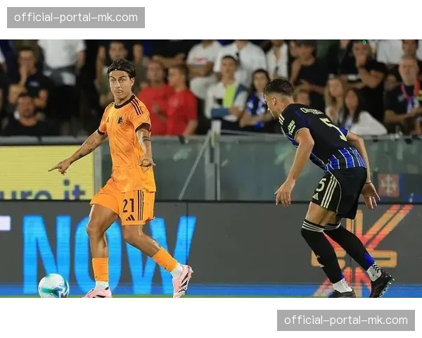 罗马3-0完胜比萨，马伦上演帽子戏法助球队积分追平尤文